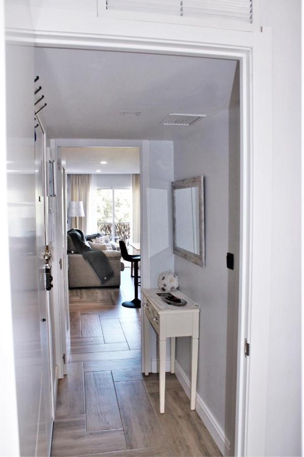 Apartamento Sofia ปิเนดาเดมาร์ ภายนอก รูปภาพ