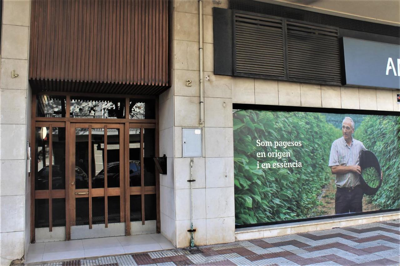 Apartamento Sofia ปิเนดาเดมาร์ ภายนอก รูปภาพ