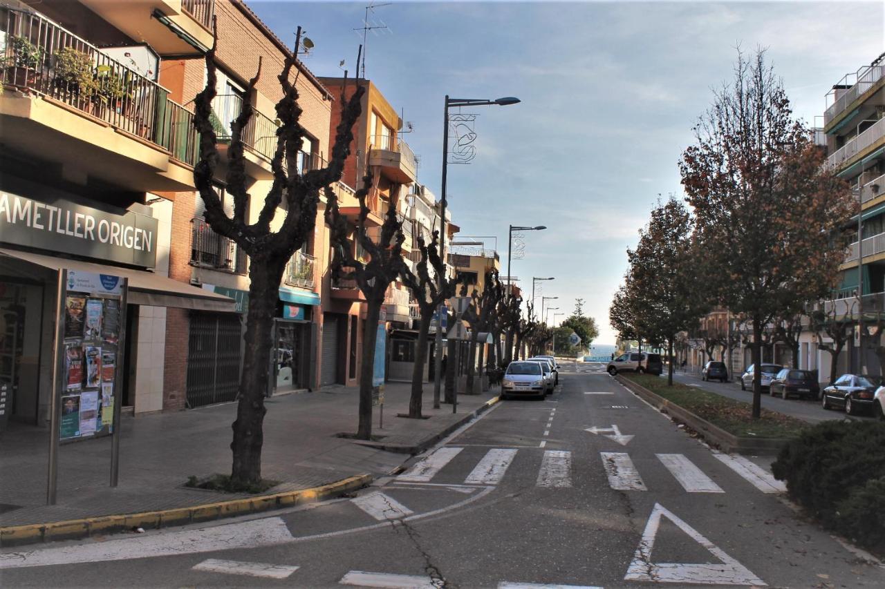 Apartamento Sofia ปิเนดาเดมาร์ ภายนอก รูปภาพ