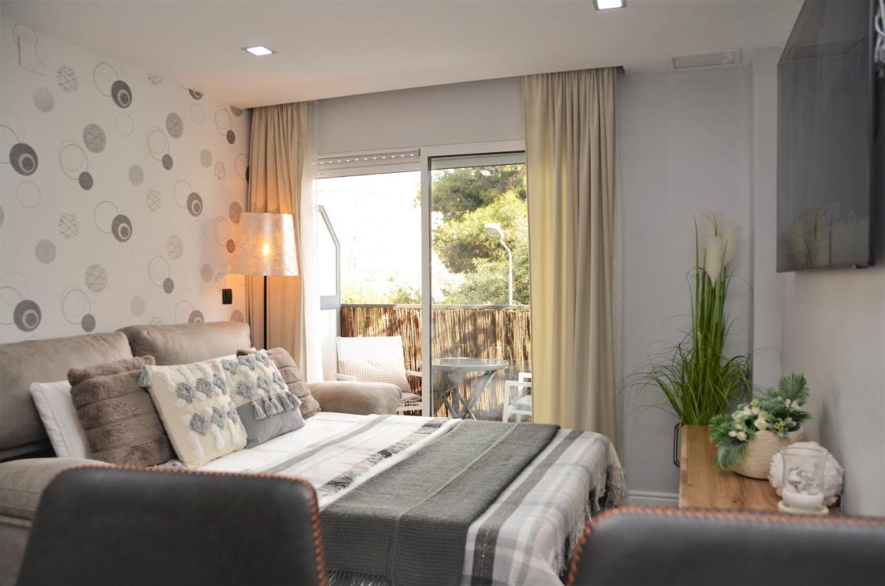 Apartamento Sofia ปิเนดาเดมาร์ ภายนอก รูปภาพ